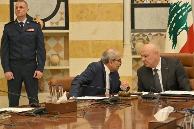 الرئيس عون في مجلس الوزراء: نأمل ألا يؤثر الوضع الإقليمي على الفرص المتاحة أمام لبنان