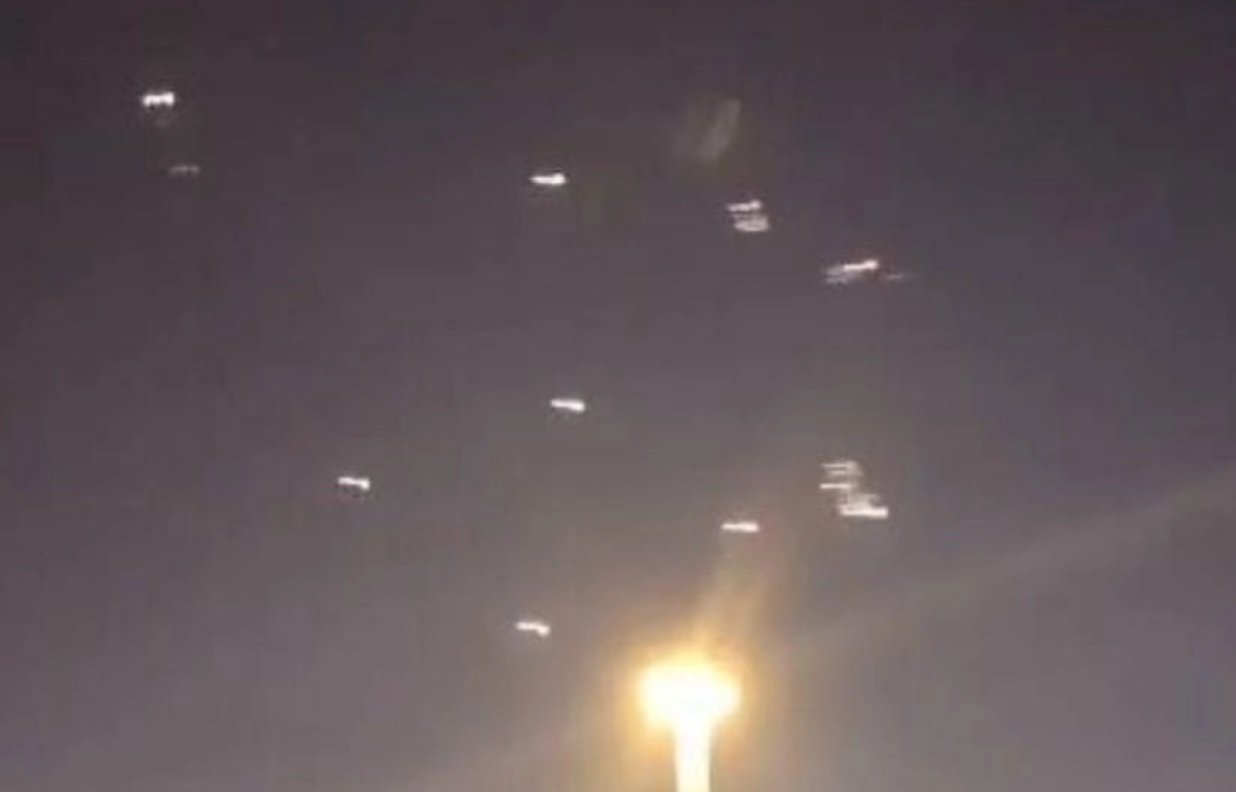 هجوم صاروخي إيراني يستهدف قاعدة العديد الأميركية بقطر