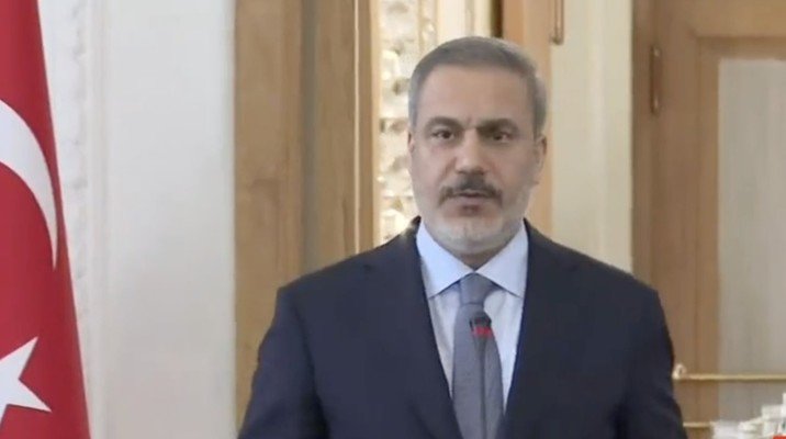 فيدان: تركيا تعتبر أي محاولة لتقسيم سوريا تهديدا لأمنها القومي وستتدخل بشكل مباشر ان حصل