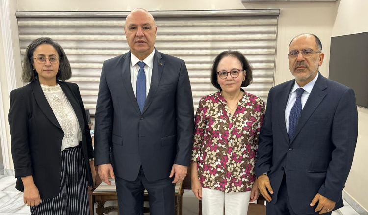 في جولة على مراكز الهيئات الرقابية.. رئيس الجمهورية: لالتزام الشفافية في عمليات الشراء العام
