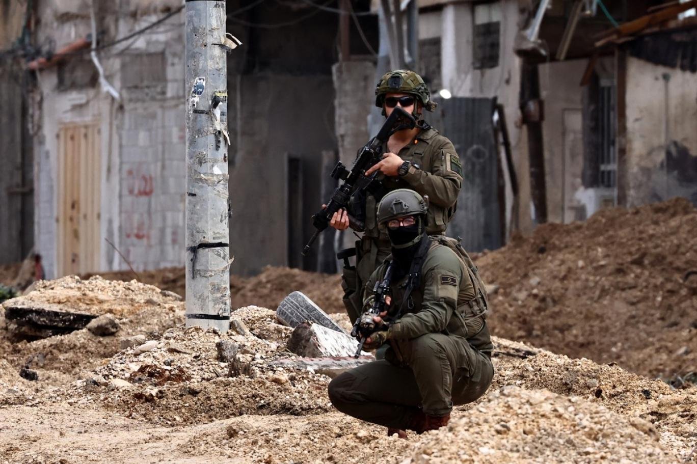 الجيش الإسرائيلي يتهم 5 جنود بتعذيب معتقل فلسطيني