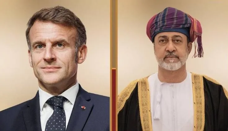 سلطان عمان والرئيس الفرنسي يبحثان التطورات الإقليمية والدولية