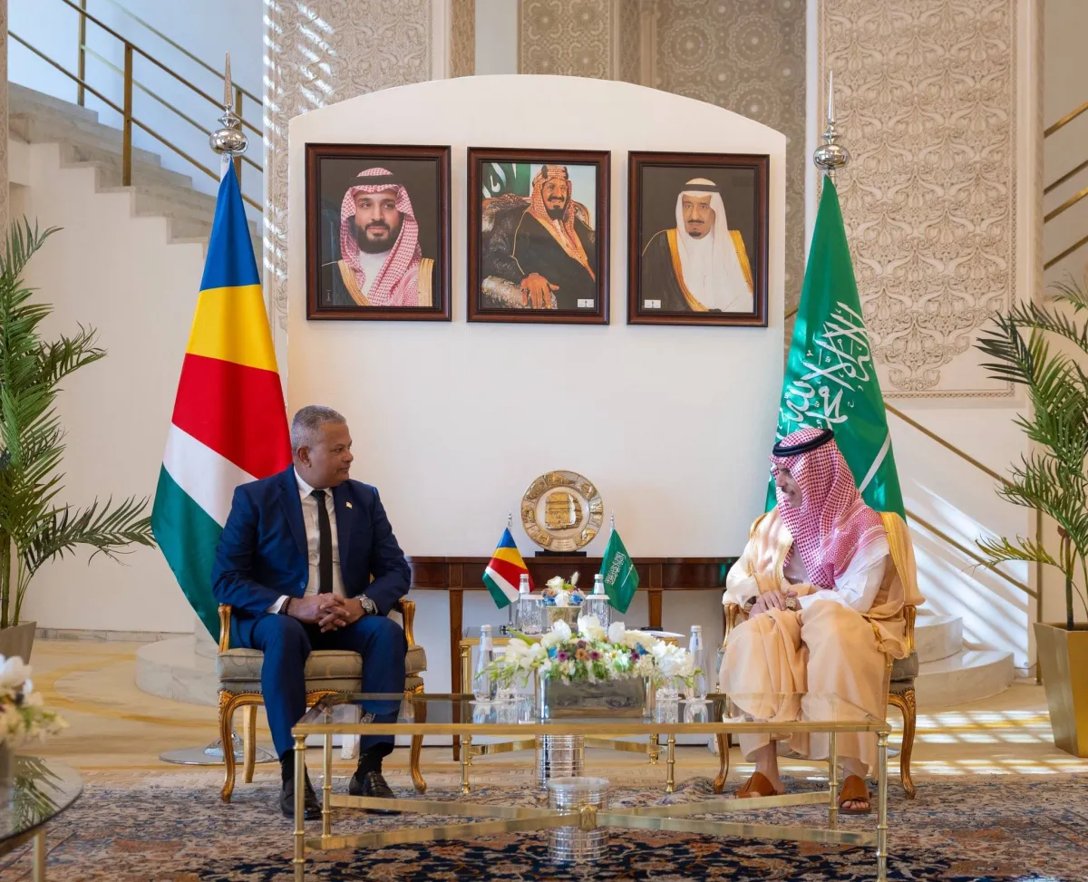 السعودية وسيشل تبحثان فرص تعزيز العلاقات