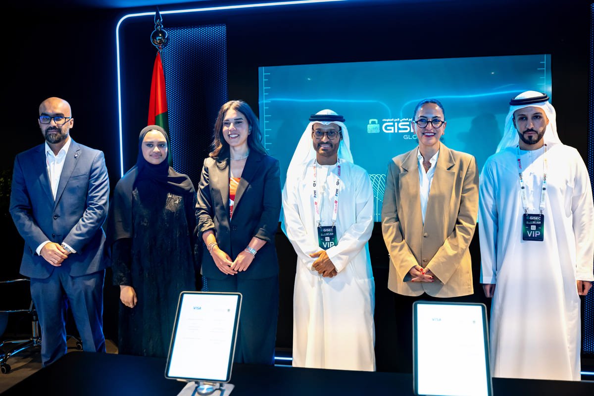 مجلس الأمن السيبراني وفيزا يوقعان مذكرة تفاهم لتعزيز أمن المدفوعات الرقمية وتأهيل الكوادر الحكومية بشهادات متخصصة لمواجهة التهديدات السيبرانية