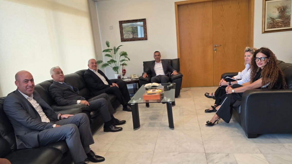 هاني تابع ملفات المزارعين والبلديات وبحث في تطوير ما بعد القطاف وفتح آفاق للمنتجات اللبنانية في السوق القطرية