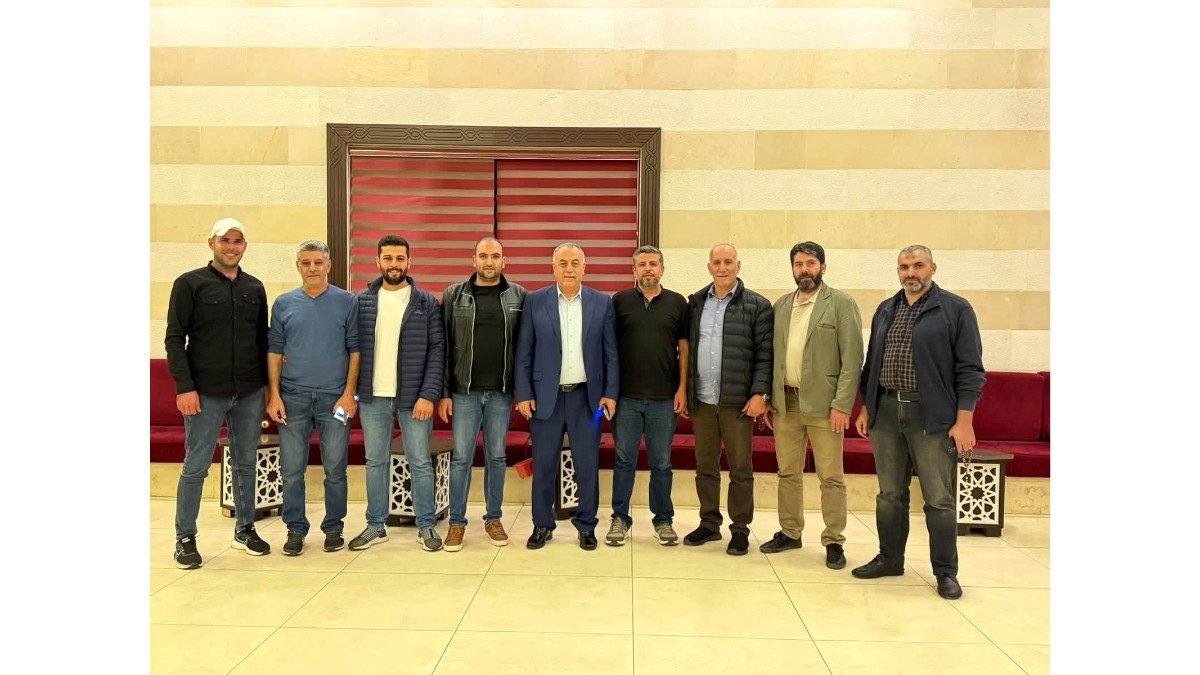 لقاء في مشمش العكارية عن اوضاع مزارعي التفاح والتحديات