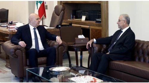 (*) الرئيس عون عرض مع السفير خليل كرم الأوضاع