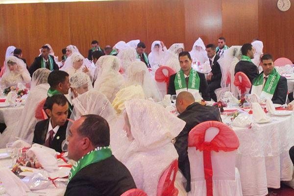 حفلات الزفاف الجماعي ملجأ الجزائريين لمواجهة العنوسة
