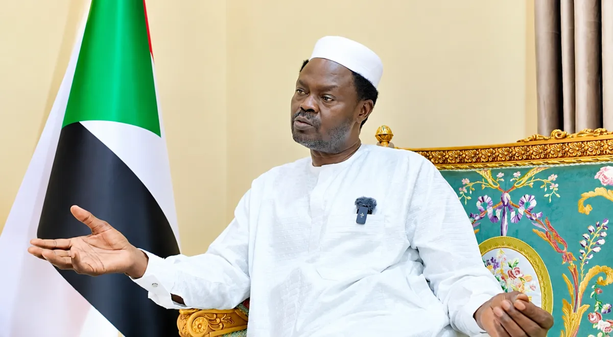 حاكم دارفور لـ«الشرق الأوسط»: التشكيلات العسكرية وتسليح القبائل يهددان وحدة السودان