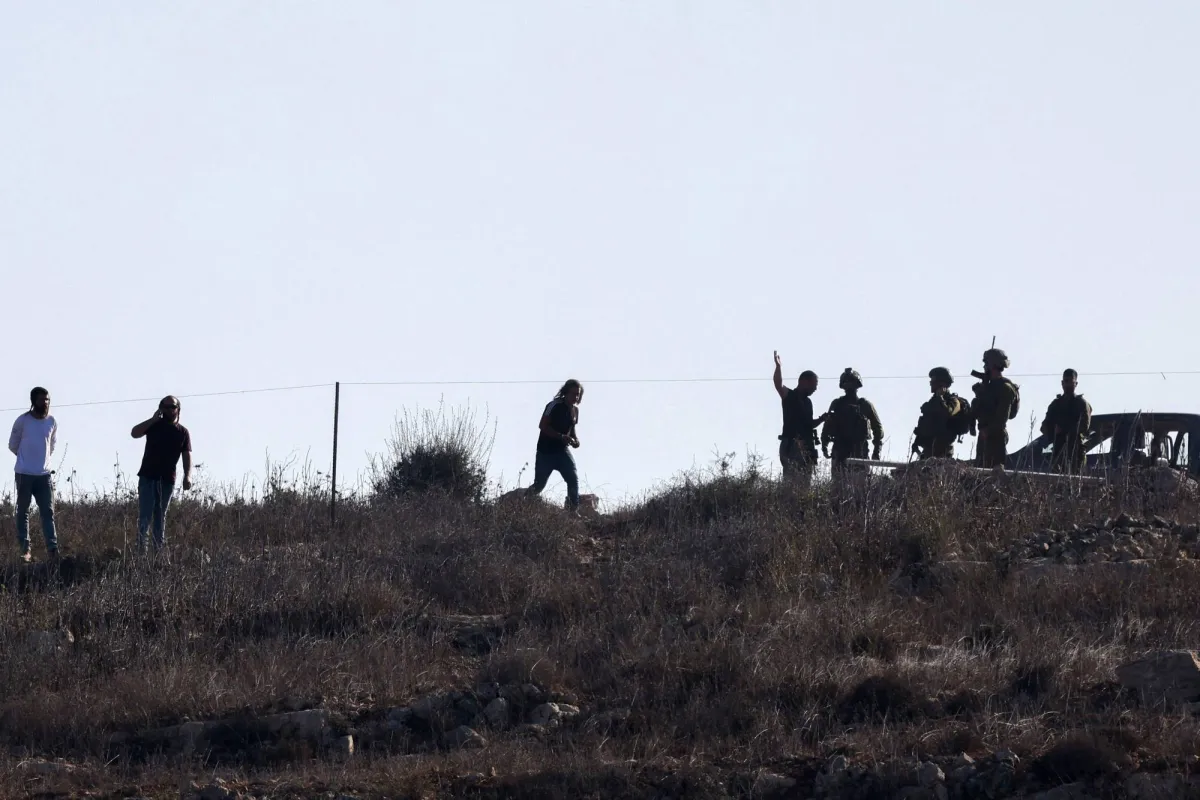 مقتل فلسطيني برصاص مستوطنين شمال رام الله