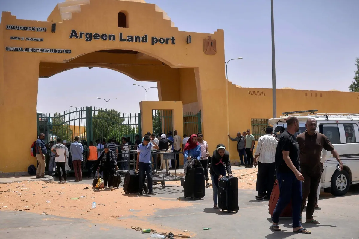 مقتل سائقَين مصريين في الخرطوم يدفع آخرين إلى العزوف عن السفر