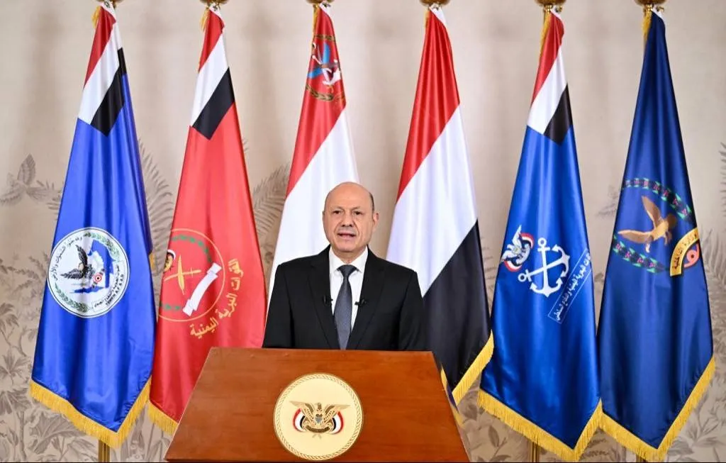 العليمي: لا رجوع عن قرار إنهاء الانقلاب الحوثي