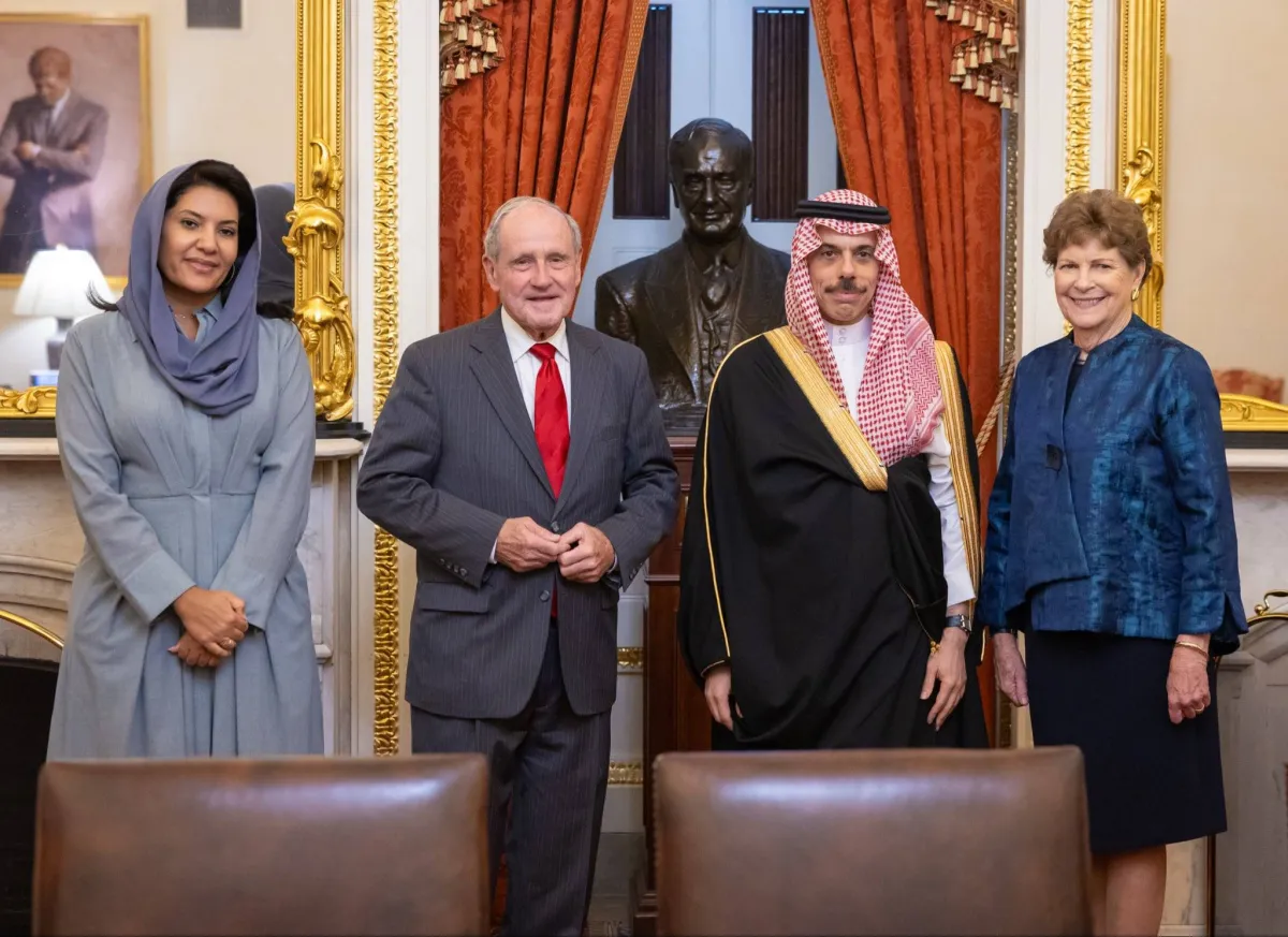 فيصل بن فرحان يبحث مع مشرّعين أميركيين مستجدات الأوضاع الإقليمية