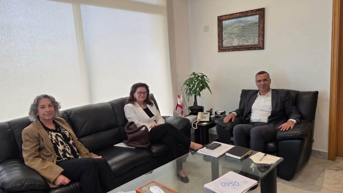 هاني بحث تطوير الزراعات الواعدة وحماية الغابات ودعم الإنتاج الحيواني والتحضير لمعرض “Agri-Lebanon”
