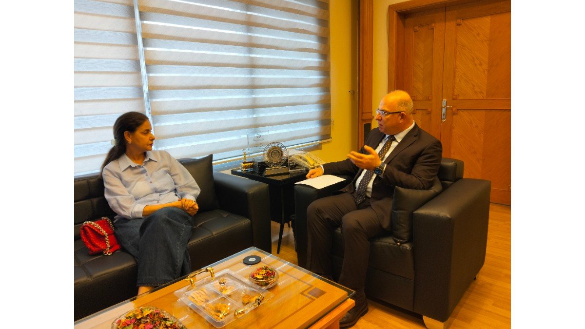 تعزيز التدريب المهني وفرص عمل الفلسطينيين وتسوية مخالفات قطاع الأفران والمخابز مواضيع بحثها الوزير حيدر مع زواره