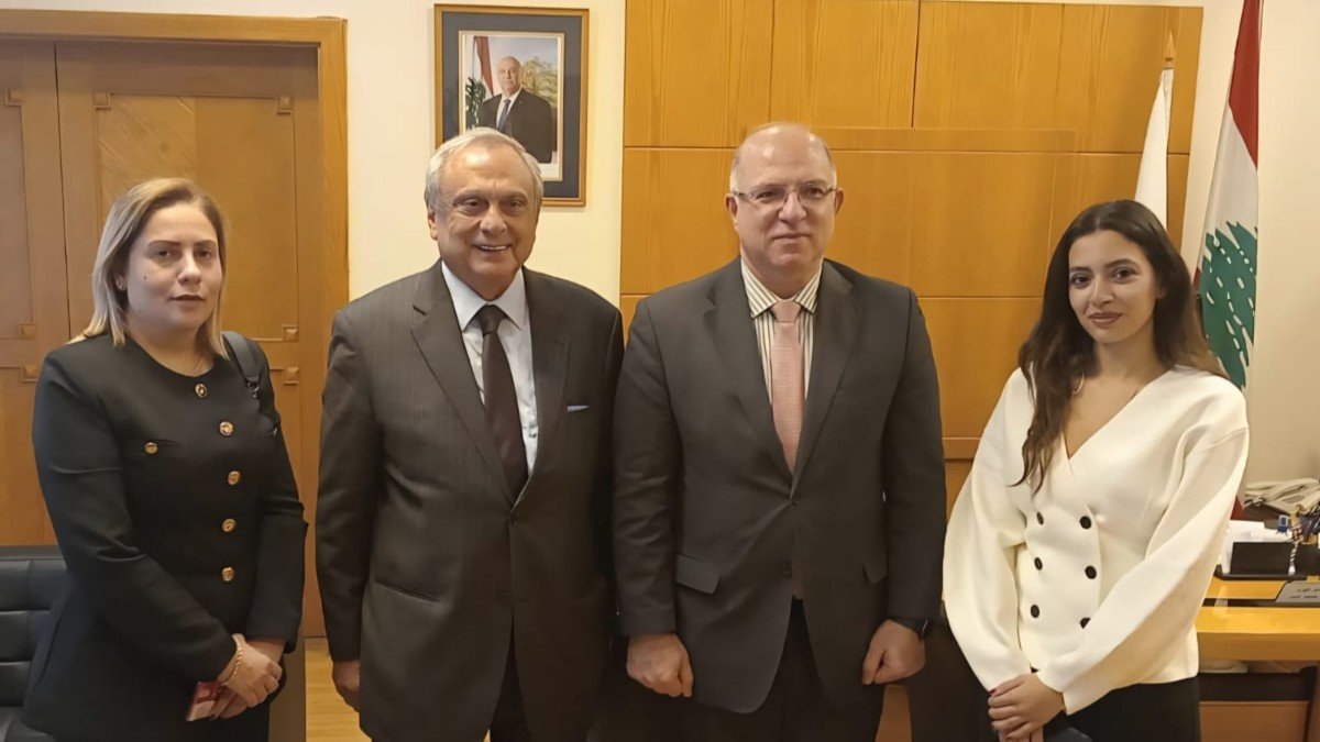 حبيب زار الوزير حبدر وعرض للتعاون بين وزارة العمل ومصرف الإسكان