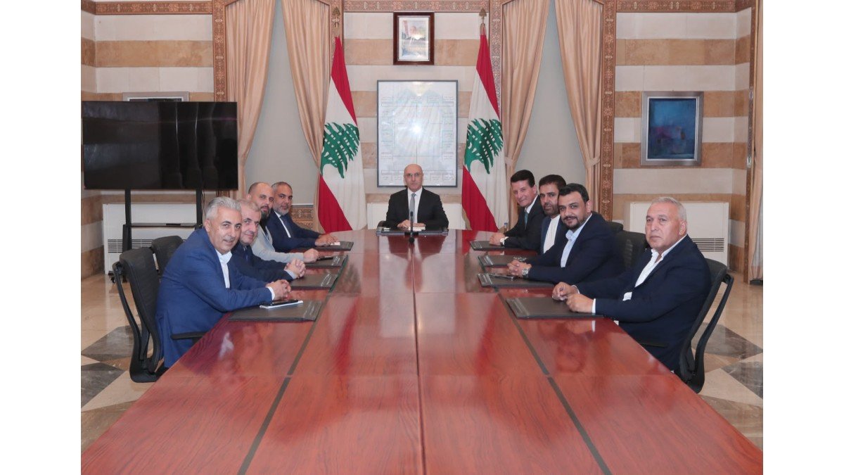 وزير الداخلية عرض ووفدا من البلديات المجاورة لمكب سرار هواجس الأهالي المتعلقة بإعادة فتح المكب