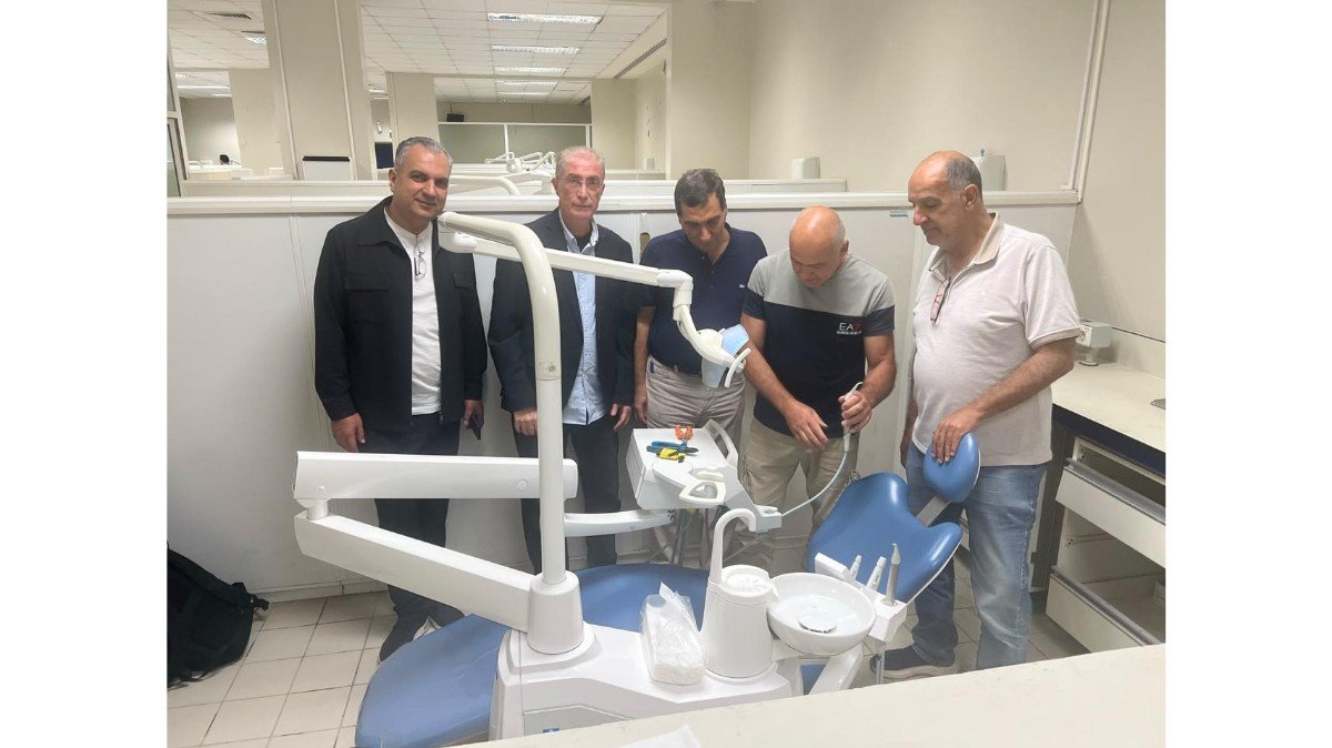 تجهيزات جديدة لتطوير الخدمات السريرية في كلية طب الأسنان في اللبنانية