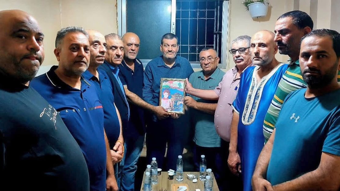 وفد”لجنة أصدقاء عميد الاسرى يحيى سكاف” جال في مخيم نهر البارد: وحدتنا  الحجر الأساس لمواجهة عدونا