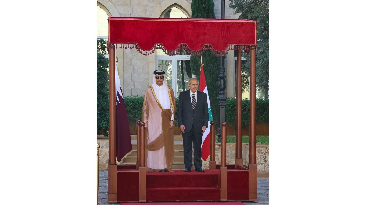 (*) وصول رئيس الوزراء القطري ​إلى السرايا