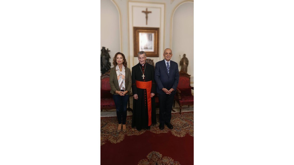 الراعي استقبل لحود ونظيرها الأردني وثمن للملك عبد الله مبادرته بمنح الكنيسة المارونية ارضا لبناء كنيسة عليها