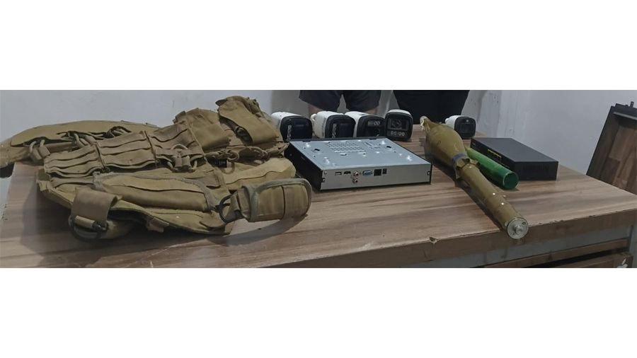 الجيش: توقف مطلوبين بجرائم سلب وسرقة واتجار بالمخدرات وتهريب في الشياح والغبيري وحي السلم وعكار وكسروان وزحلة وبعلبك وعرسال