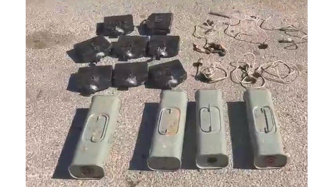 الجيش: إحباط عملية تهريب حوالى 245 كلغ من مادة الـTNT  الشديدة الانفجار و4 عبوات ناسفة من الأراضي السورية إلى الداخل اللبناني