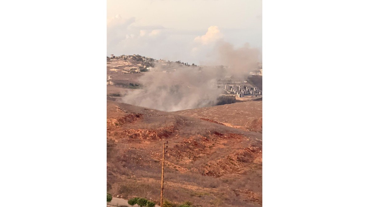 مدفعية العدو قصفت طريق يحمر الشقيف – مزرعة الحمرا وانفجار جسم مشبوه من مخلفات العدوان عند اطراف ميفدون